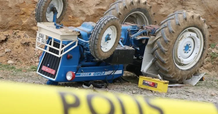 Devrilen traktörün altında kalan çift öldü