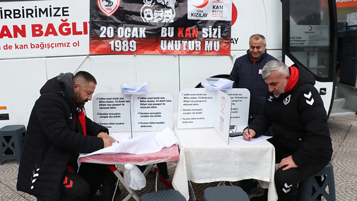 Kan bağışı yapanlara Samsunspor forması ve maç bileti hediye Kan bağışı yapanlara Samsunspor forması ve maç bileti hediye