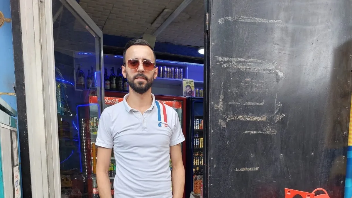 Babayı öldürüp, oğlunu ağır yaralamışlardı: Aile cinayetinin görüntüleri ortaya çıktı Babayı öldürüp, oğlunu ağır yaralamışlardı: Aile cinayetinin görüntüleri ortaya çıktı