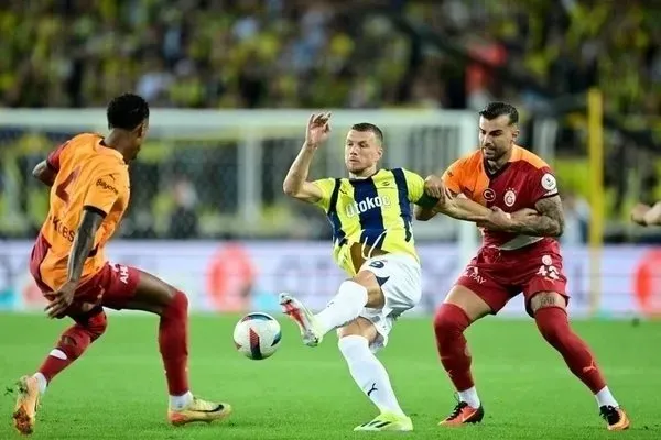 Son dakika haberi: Yapay zeka Fenerbahçe-Galatasaray derbisinin tahminini yaptı! İşte favori takım...
