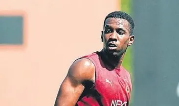 Ayrılık sırası Carlos Cuesta’da