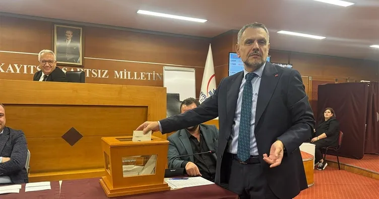 Bayrampaşa’da İbrahim Akın kazandı