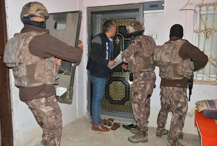 Adana’da polis, dolandırıcılara inanların 14 milyon 400 bin lirasını kurtardı
