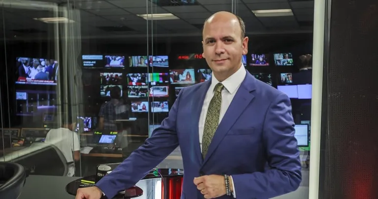 Kim Milyoner Olmak İster’de şimdi Cem Öğretir zamanı