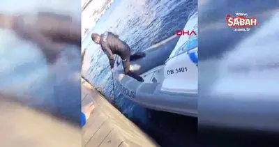 Fotoğraf çekerken Haliç’e düştü deniz polisi kurtardı | Video