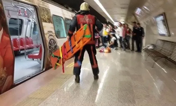 İstanbul’da metrosunda olay