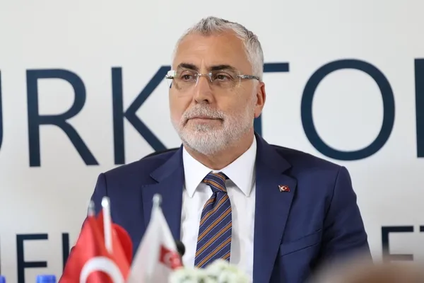 cenevrede-memur-isci-ve-isveren-zirvesi-bakan-isikhan-sendika-temsilcileriyle-gorustu-1780468182843.jpg