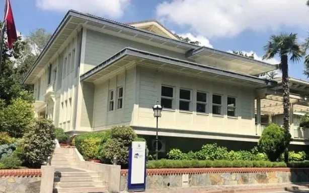 SON DAKİKA… İBB’nin başkanlık konutunu ofis yapmıştı! Ekrem İmamoğlu’nun danışmanı Fatih Keleş’in kasasından 5 milyon TL çıktı!