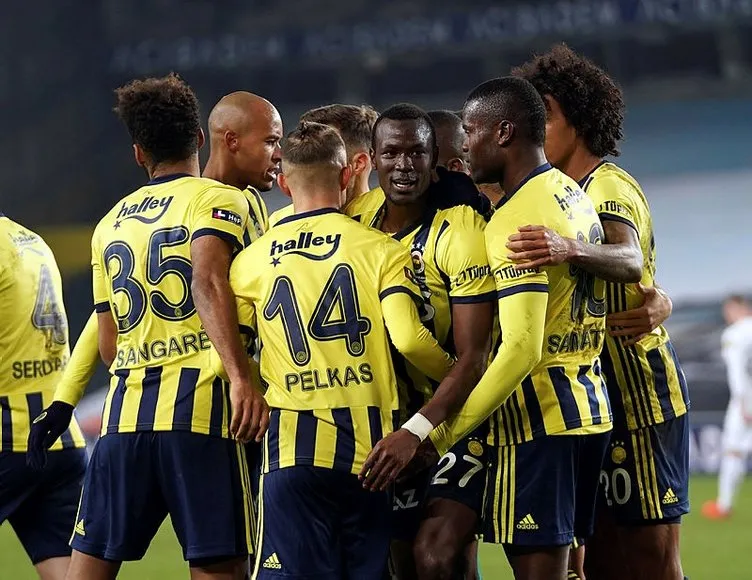 Son dakika: Usta isim yorumladı! Fenerbahçe’nin golünden önce faul var