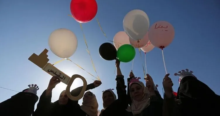 Gazzeli kadınlardan Büyük Dönüş Yürüyüşü’ne destek