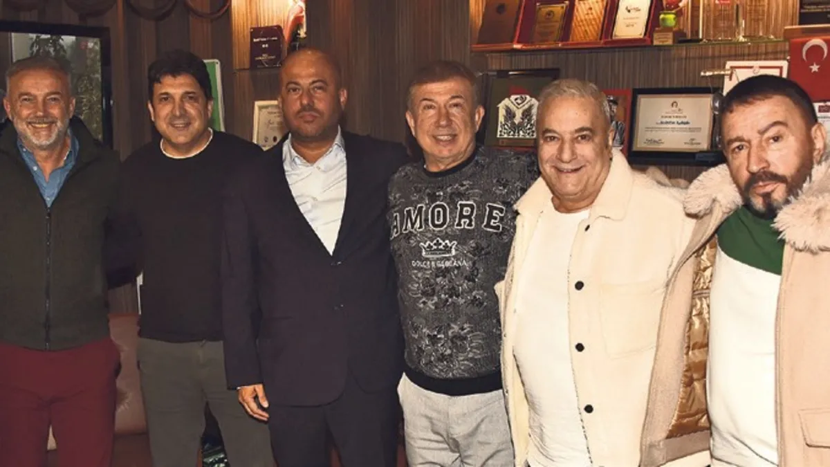 Eski futbolculara çifte doğum günü Eski futbolculara çifte doğum günü