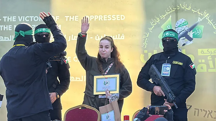 Gazze’de rehine takasında üçüncü tur! İsrail gecikmeli olarak Filistinlileri serbest bıraktı