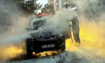Seyir halindeki cip alev alev yandı #istanbul