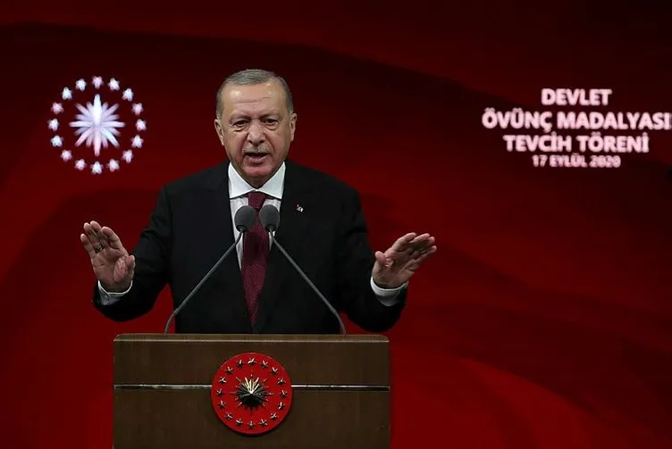 Son dakika: Yunan medyasından ahlaksız manşet! Başkan Recep Tayyip Erdoğan’ı ağır küfürle hedef aldılar...