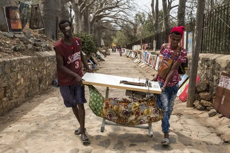 Senegal’de sömürgeciliğin izleri