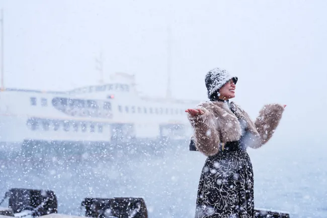 son-dakika-hava-durumu-uyarisi-meteoroloji-ve-akomdan-istanbul-icin-kar-alarmi-saat-verildi-kar-bir-anda-basti-1768131293644.jpg (2047×1365)