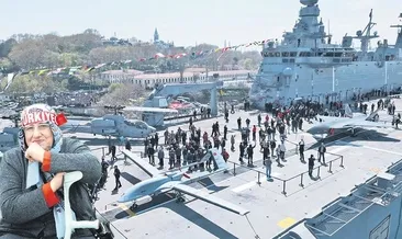 TCG Anadolu’ya ziyaretçi akını sürüyor