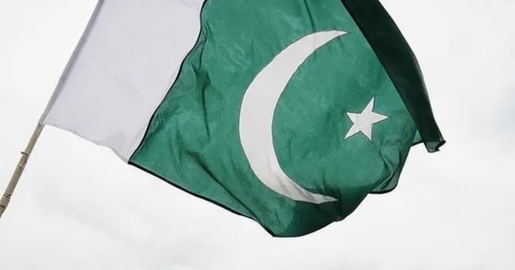 Pakistan’da intihar saldırısı: 12 ölü
