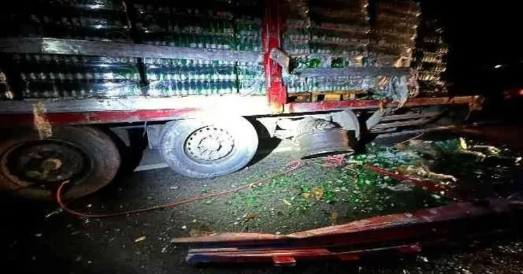 Afyonkarahisar’da feci kaza: Lastik tamir eden 2 kişiye tır çarptı