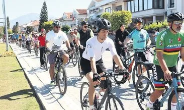 Kazada ölen Özgür için pedal çevirdiler