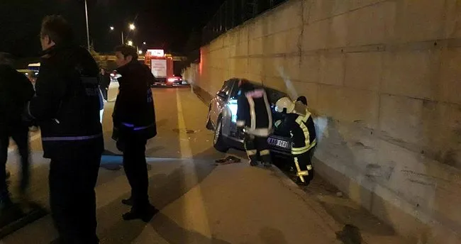 Denizli’de otomobil devrildi: 4 yaralı