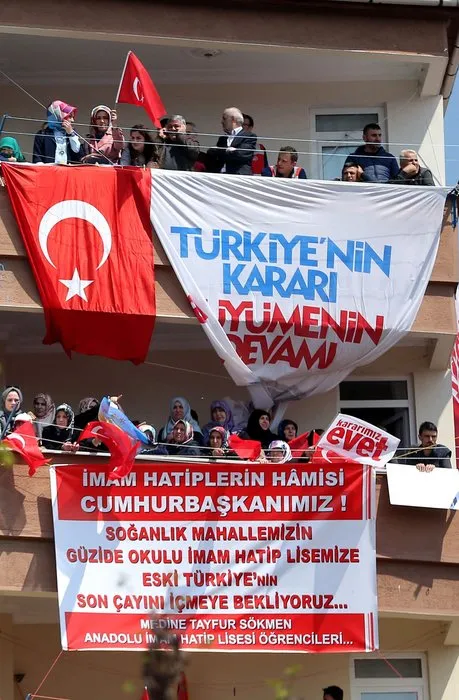 Cumhurbaşkanı Erdoğan’ın Kartal buluşma etkinliğinde renkli kareler