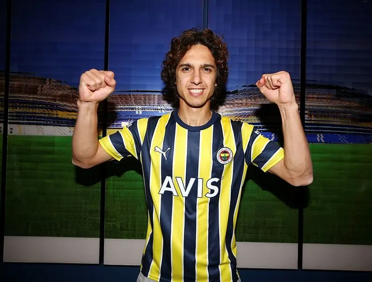 Son dakika transfer haberi: Fenerbahçe'de taraftarı yıkan ayrılık! Bedavaya yuvadan uçabilir...