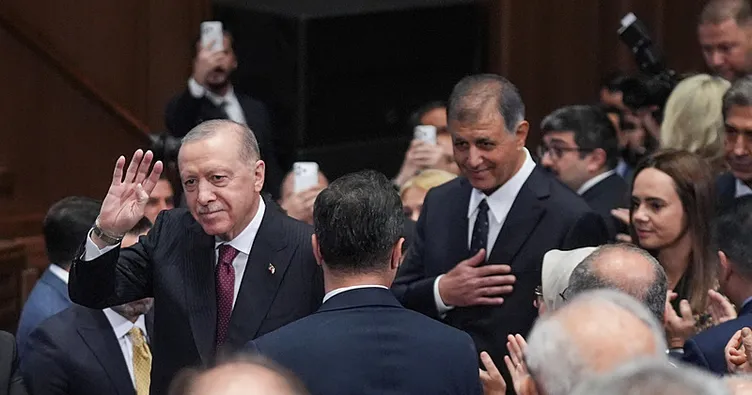SON DAKİKA… İzmir Belediye Başkanı Cemil Tugay AK Parti'ye katıldı: AK Parti ile İzmir'i ayağa kaldıracağız - Son Dakika Haberler
