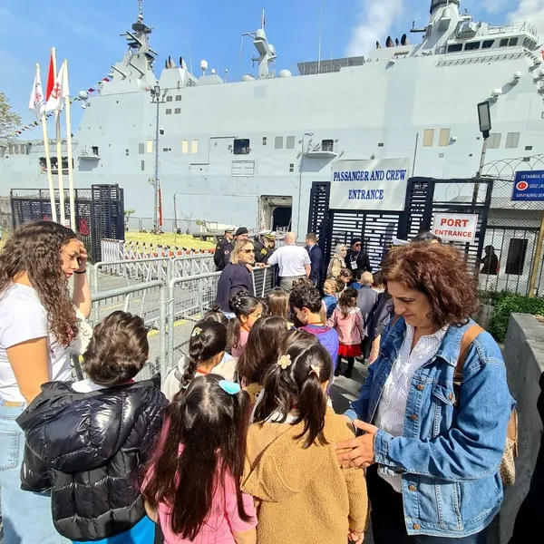 tcg-anadolu-gemisi-gezenleri-gururlandirdi-1778246605598.jpg