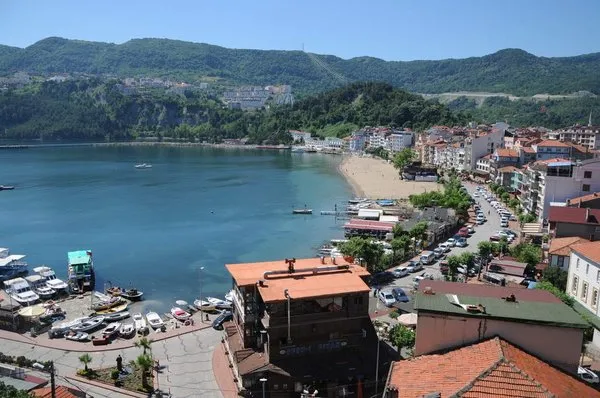 Nüfusunun 10 katı turisti ağırlayacak