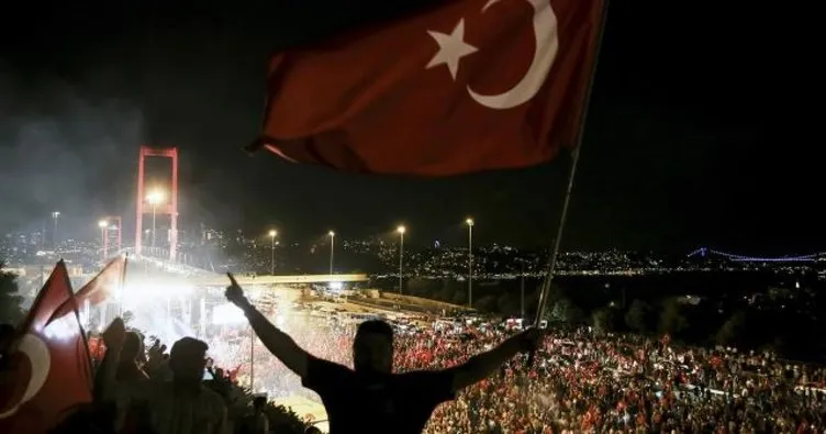 15 Temmuz gecesi milletin destansı direnişi: İşte hafızalarımıza kazınan o anlar...