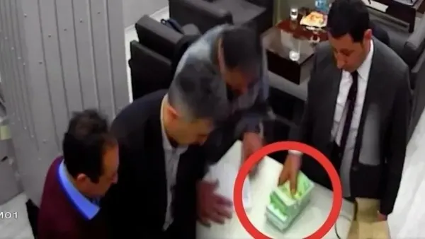 SON DAKİKA! İBB’ye yönelik soruşturmada yeni detay! Çakarlı araçla çantalarca euro taşındı: Vurgun 6 ay boyunca sürmüş