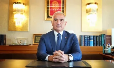 Bakan Ersoy’dan Zeugma müjdesi! Çingene Kızı mozağinin kayıp paneli yıllar sonra yeniden Türkiye’de