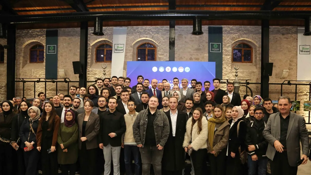 Bilal Erdoğan gençlerle buluştu! – Son Dakika Haberler Bilal Erdoğan gençlerle buluştu! – Son Dakika Haberler