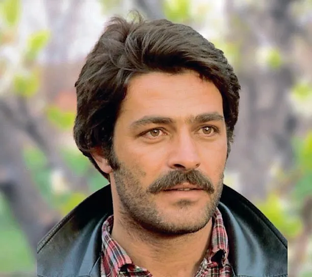 Adamlığın kitabında son sayfa da çevrildi Adamlığın kitabında son sayfa da çevrildi