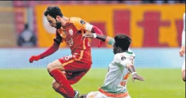 Selçuk İnan gole sevinmedi!