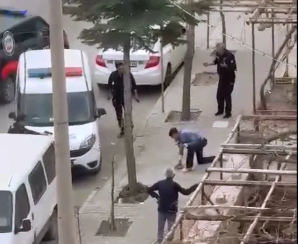 polislerin-yaralandigi-olayin-goruntuler-ortaya-cikti-1742310099120.jpg