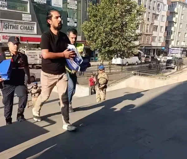 tekirdag-merkezli-5-ilde-yasa-disi-bahis-operasyonu-1784038896348.jpg