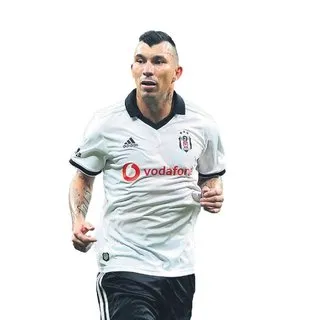 Medel’le yollar ayrılıyor