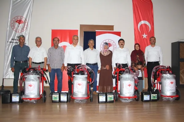 yayladagili-ureticilere-yuzde-70-hibe-destegiyle-sut-sagim-makinesi-1721828931336.jpg
