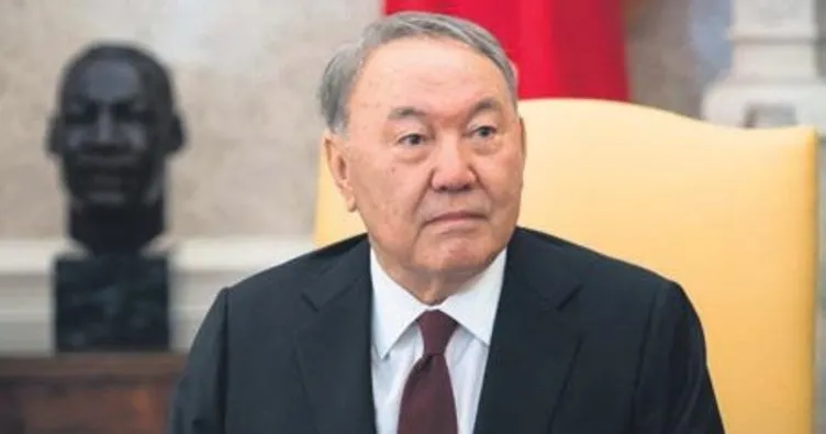 ‘Nazarbayev, görevi kendisi devretti’