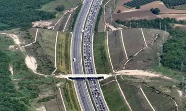 Tatilcilerin dönüş çilesi başladı: Kilometrelerce kuyruk oluştu... #yalova