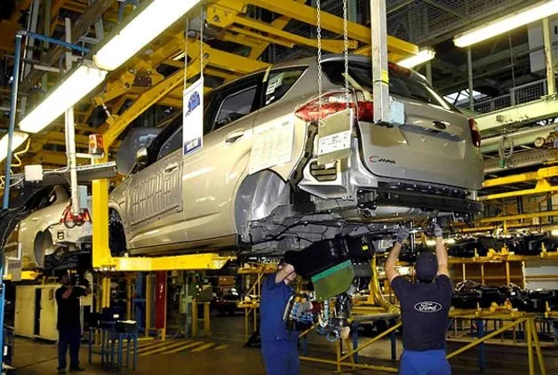 TRUMP YÖNETİMİ OTOMOBİL ÜRETİCİLERİNE AÇTIĞI TEKEL SORUŞTURMASINI KAPATTI