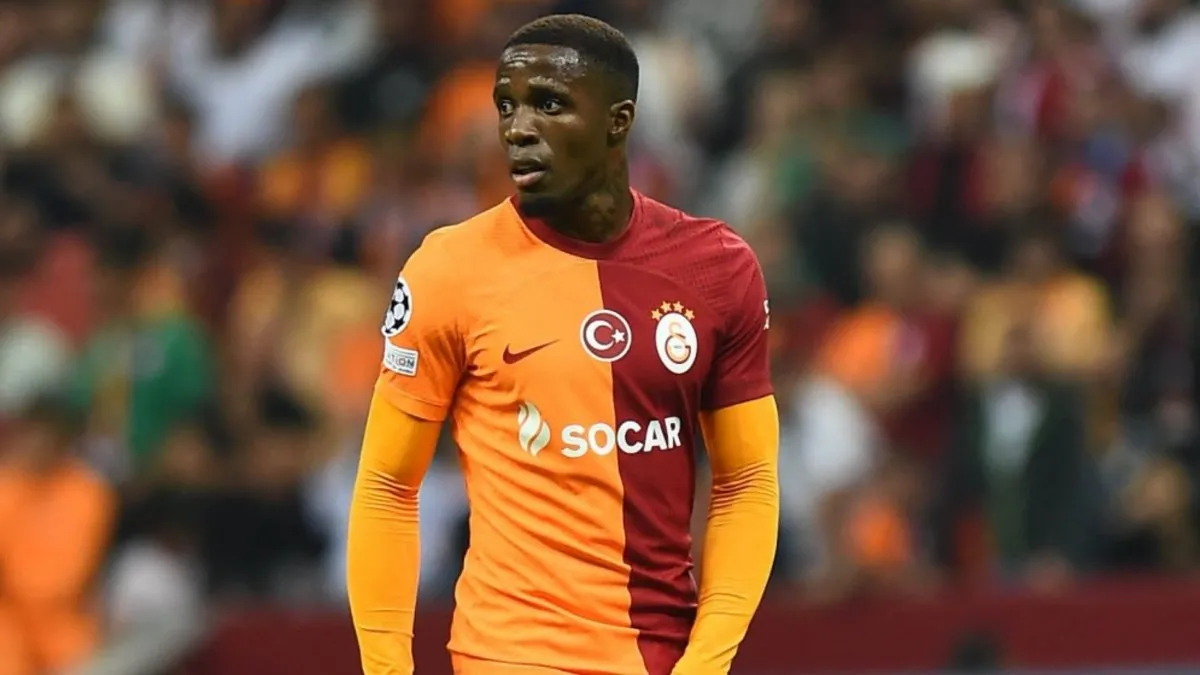 Son dakika: Zaha'dan Galatasaray'a bir kötü haber daha!