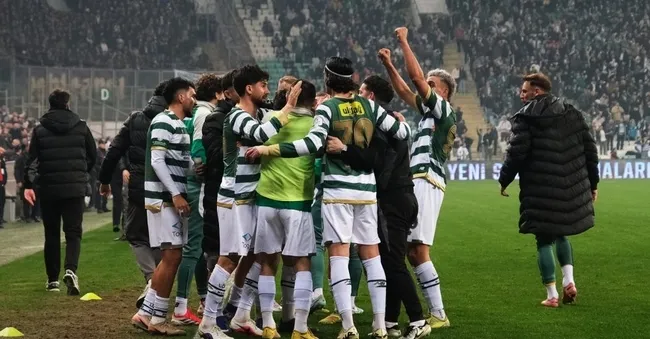 bursaspor-ve-batman-petrolspor-1-lige-yakin-1774599787215.jpg