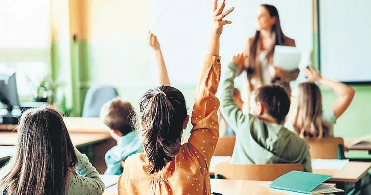 Depremzede öğrencilere eğitim desteği sürecek