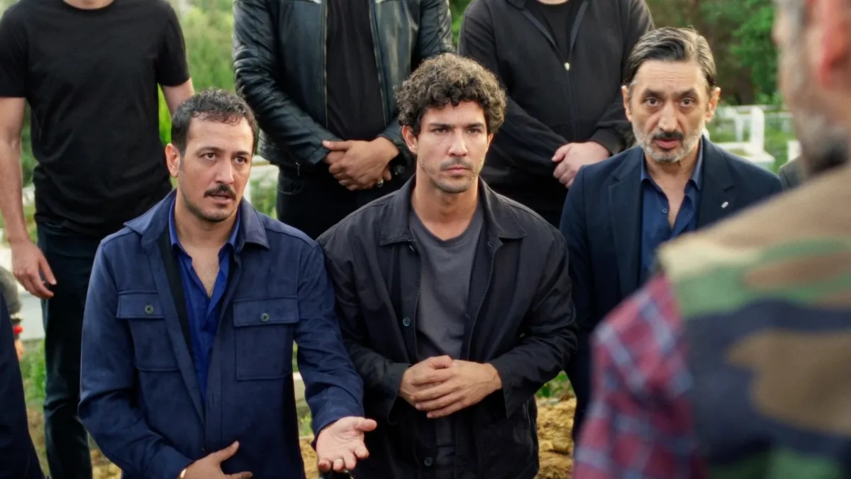 İyi Bir Aile Değiliz konusu ve oyuncuları: Bu akşam TV’de!