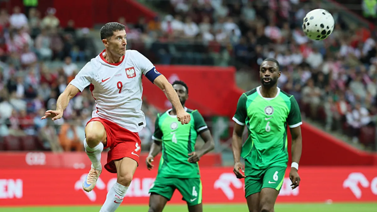 Chicago Fire forması giyen Robert Lewandowski