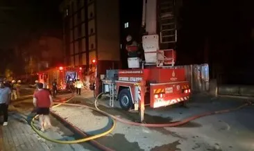 Kartal’da bir binanın çatı katında yangın çıktı