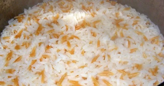 Sehriyeli Pirinc Pilavi Tarifi Yapilisi Nefis Ve Kolay Tane Tane Pirinc Pilavi Tarifi Nasil Yapilir Pilav Tarifleri Haberleri